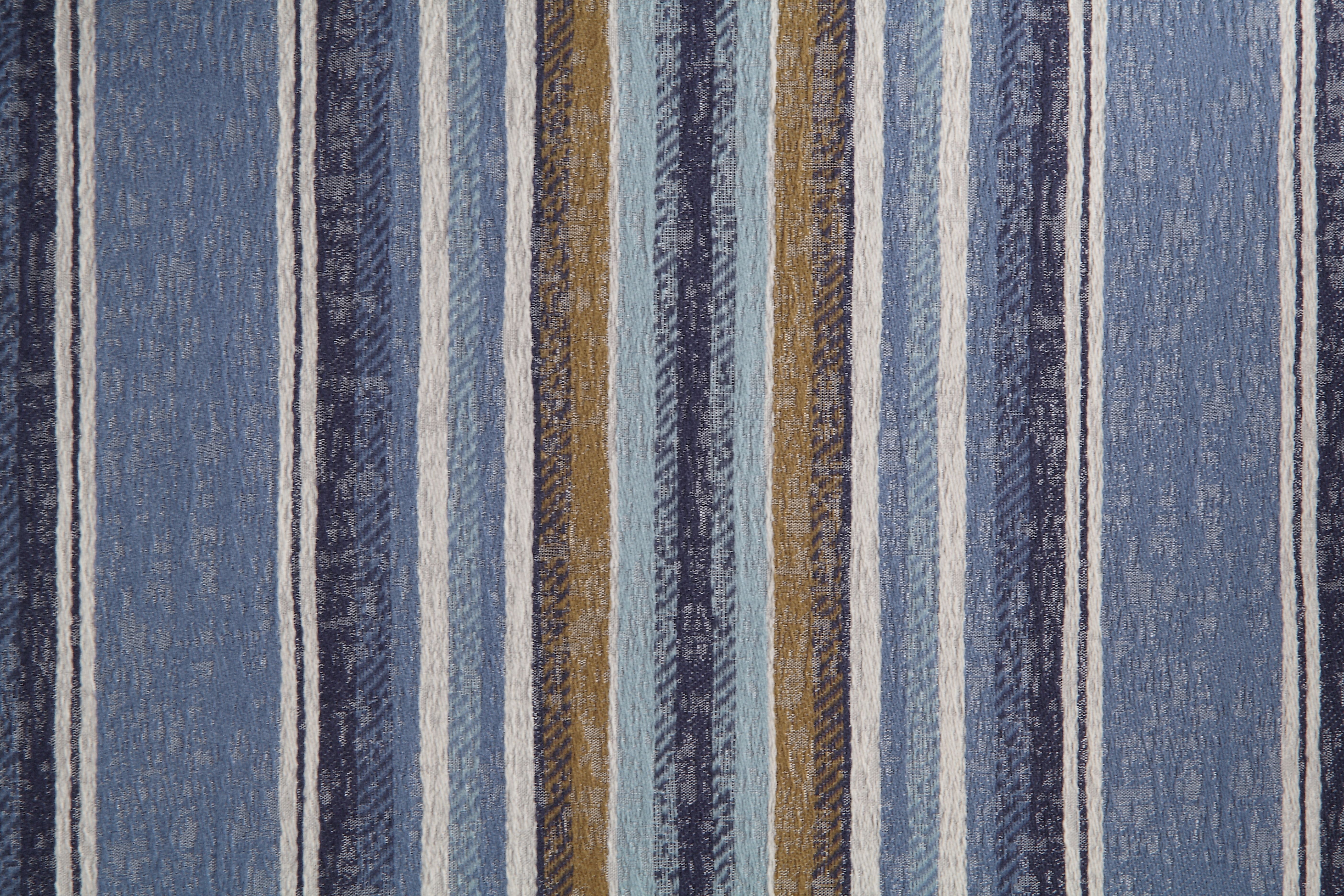 Ciddrenar Chair W/Pillow