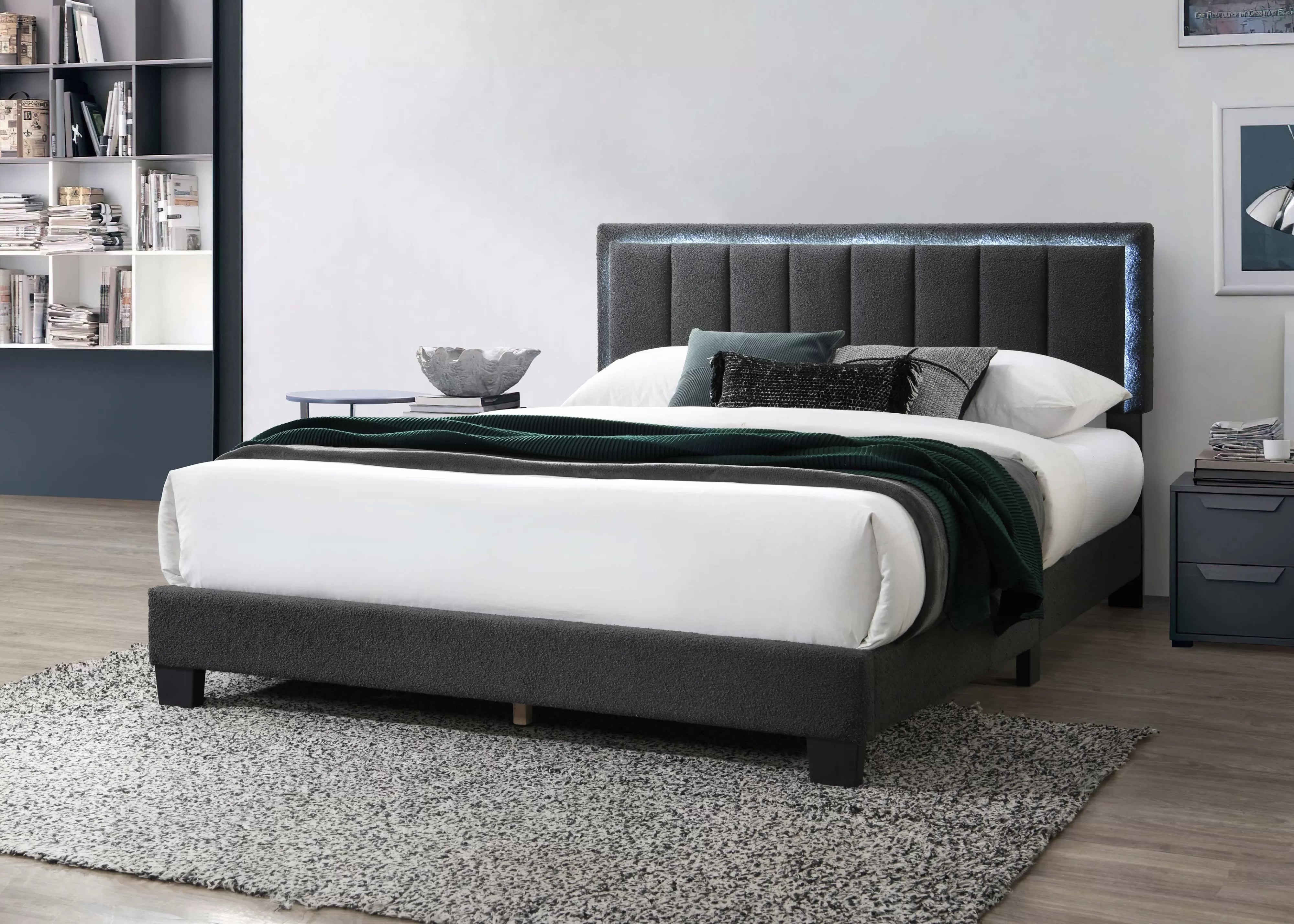 Queen Bed || F9660Q / F9661Q