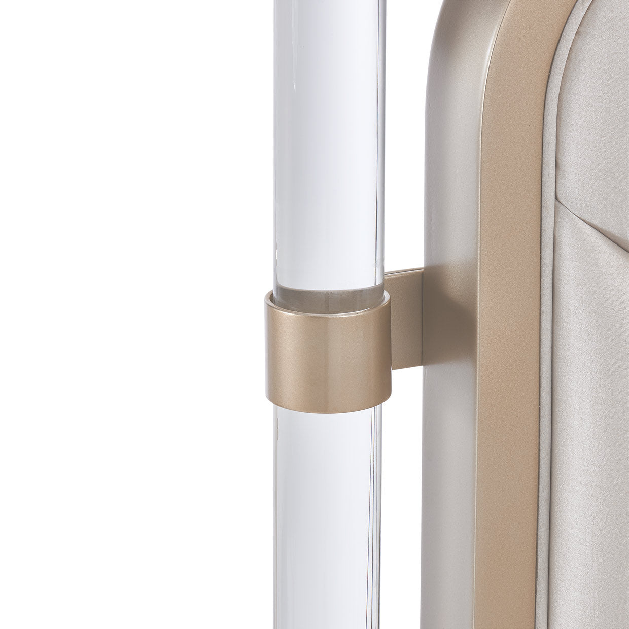 MALIBU CREST Cal King Scalloped Poster Bedroom set (4 Pc)