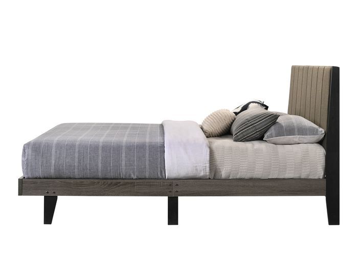 Valdemar Queen Bed  -   BD00571Q