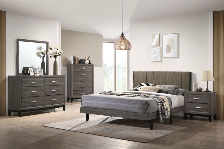 Valdemar Queen Bed  -   BD00571Q
