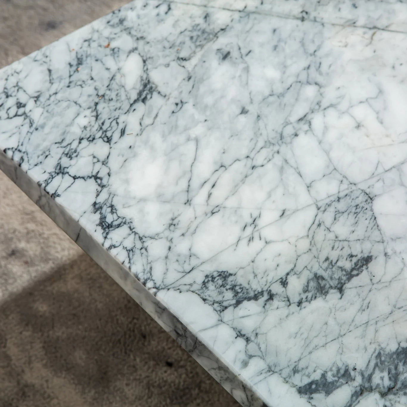 CT306BMW MARBLE COFFEE TABLE