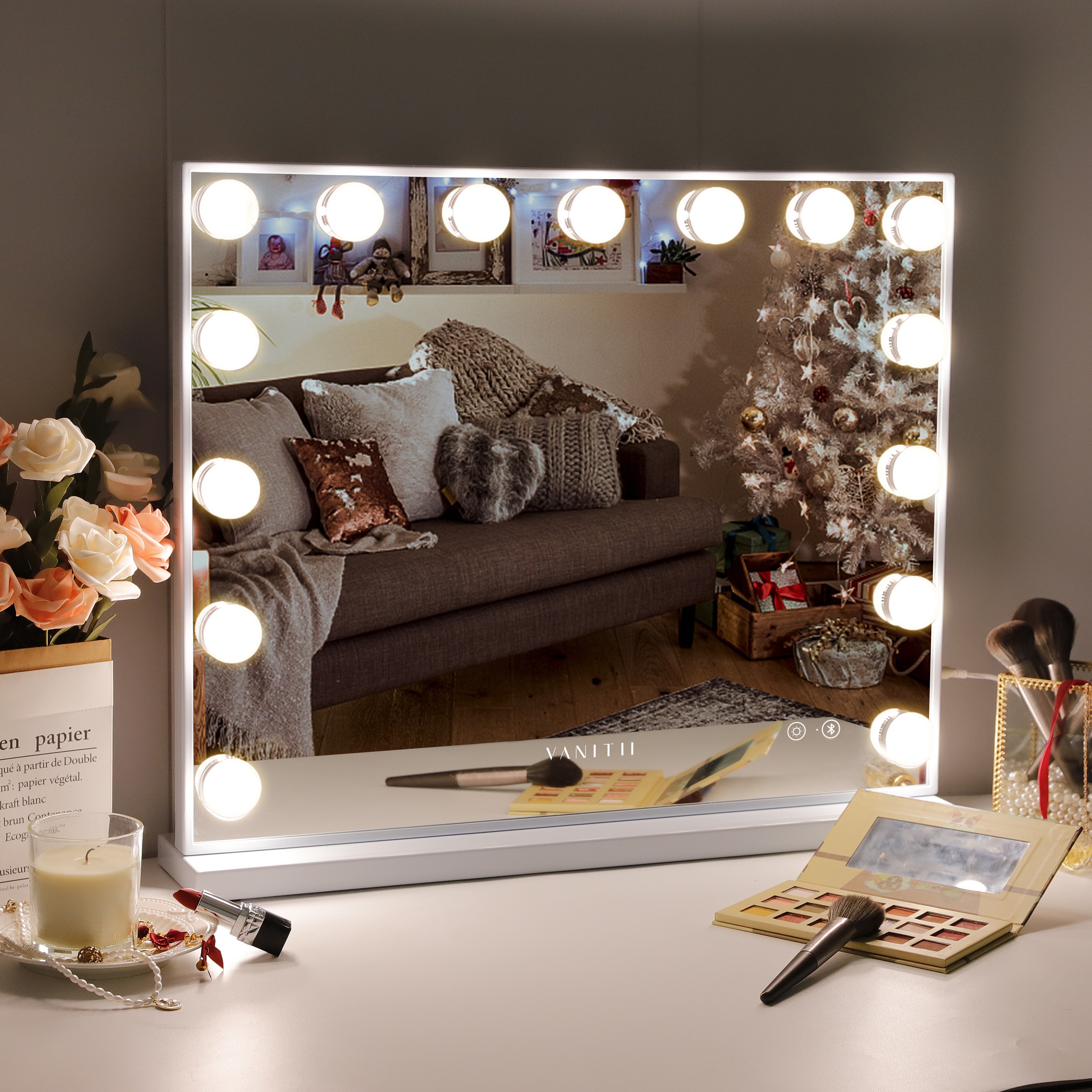 Mary Hollywood Vanity Mirror with Bluetooth XXL - 15 Dimmable LED Bulb