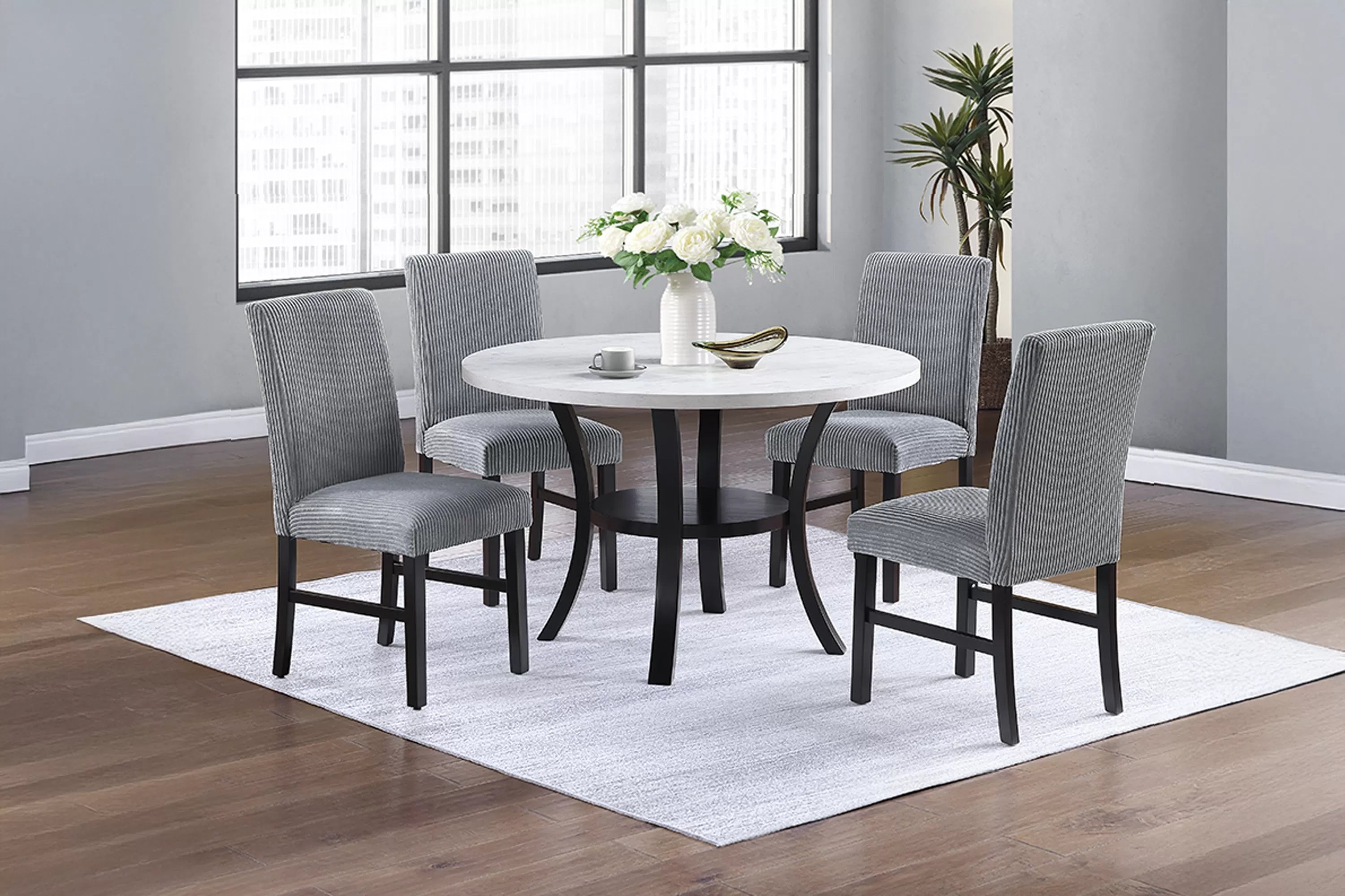 Dining Table || F2413