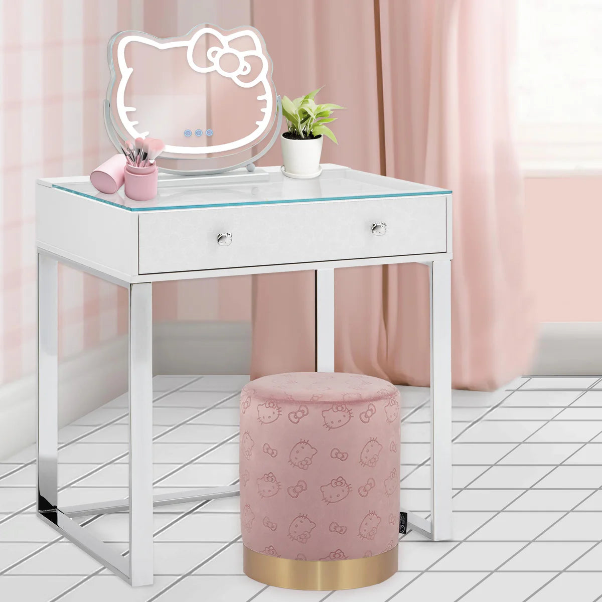 IVFT-HKSSMINI-WHTGLD | Hello Kitty® SlayStation Mini Vanity Table