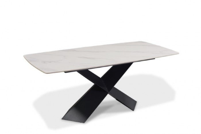 Lenvik Dining Table