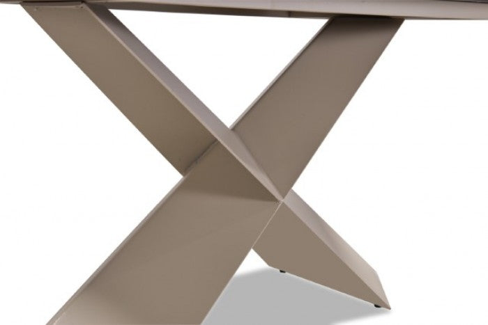 Lenvik Dining Table